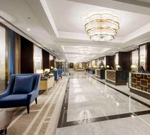 Hilton Budapest Lobby