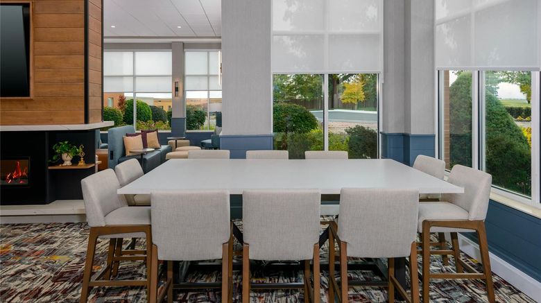 <b>Hilton Garden Inn Buffalo Airport Lobby</b>. Images powered by <a href="https://iceportal.shijigroup.com/" title="IcePortal" target="_blank">IcePortal</a>.