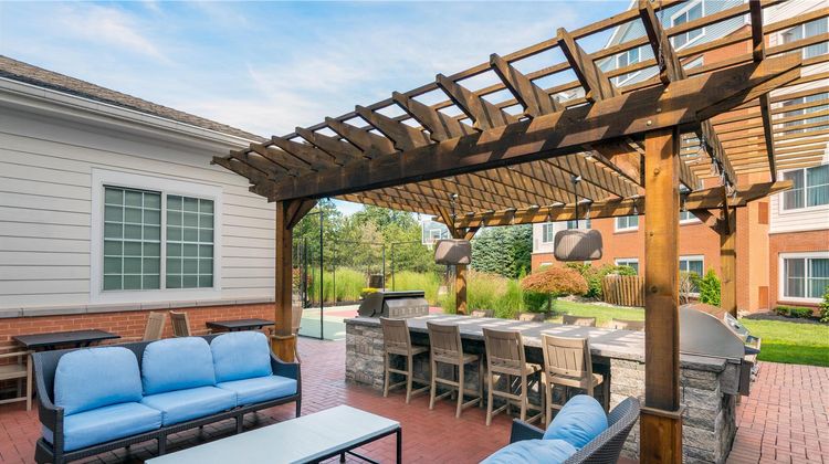 Homewood Suites by Hilton BuffaloAmherst Exterior