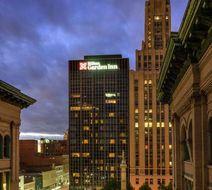 Hilton Garden Inn Buffalo Downtown Exterior
