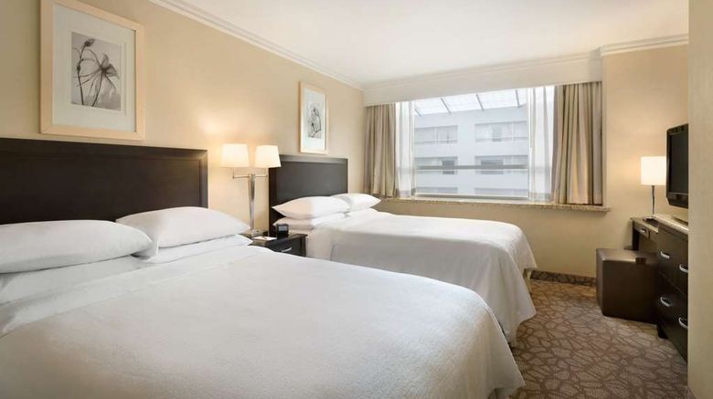 <b>Embassy Suites Los Angeles - Glendale Room</b>. Images powered by <a href="https://iceportal.shijigroup.com/" title="IcePortal" target="_blank">IcePortal</a>.