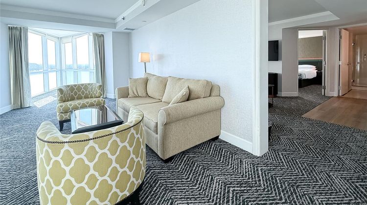 Embassy Suites Los Angeles - Glendale Room