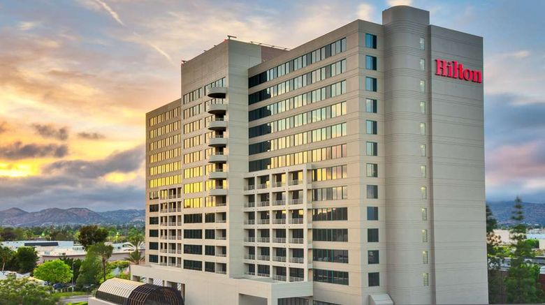 <b>Hilton Woodland Hills/Los Angeles Exterior</b>. Images powered by <a href="https://iceportal.shijigroup.com/" title="IcePortal" target="_blank">IcePortal</a>.