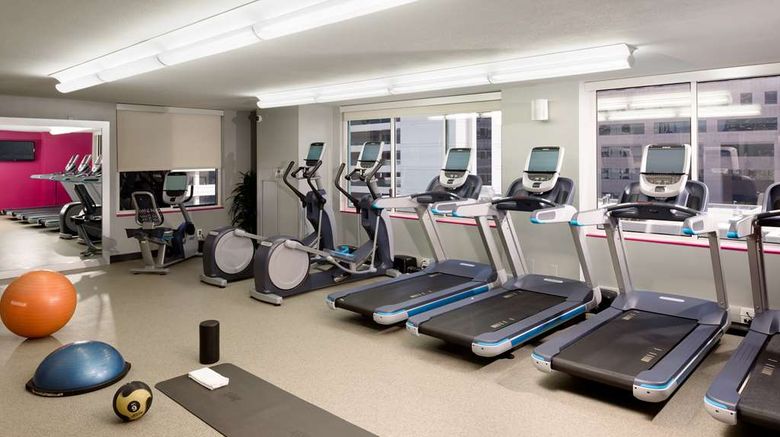 <b>Hilton Woodland Hills/Los Angeles Health</b>. Images powered by <a href="https://iceportal.shijigroup.com/" title="IcePortal" target="_blank">IcePortal</a>.