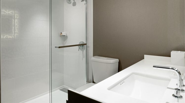 Hilton Woodland Hills/Los Angeles Room