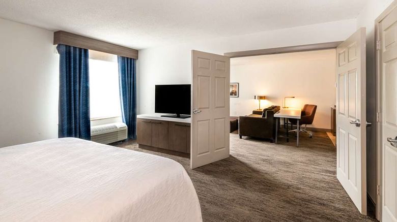 <b>Hilton Garden Inn BWI Airport Room</b>. Images powered by <a href="https://iceportal.shijigroup.com/" title="IcePortal" target="_blank">IcePortal</a>.