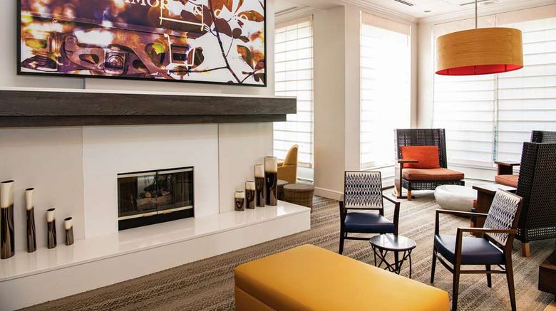 <b>Hilton Garden Inn BWI Airport Lobby</b>. Images powered by <a href="https://iceportal.shijigroup.com/" title="IcePortal" target="_blank">IcePortal</a>.
