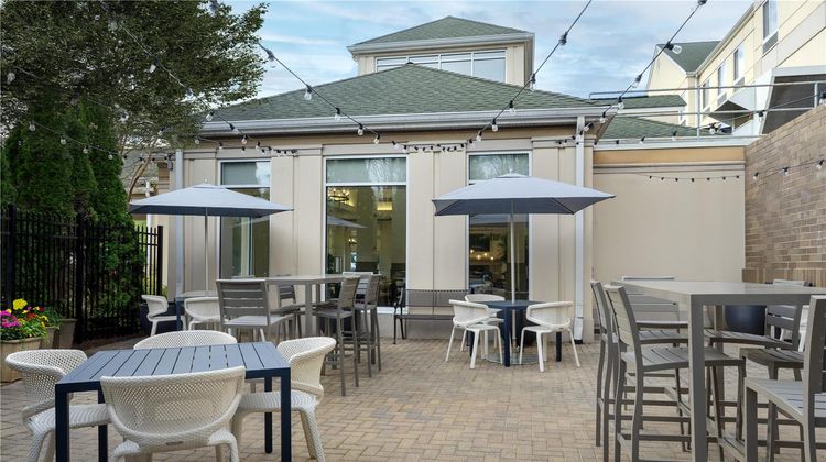 Hilton Garden Inn Annapolis Exterior