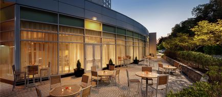 Hilton Baltimore BWI Airport Exterior
