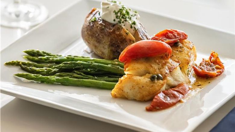 <b>Hilton Baltimore BWI Airport Restaurant</b>. Images powered by <a href="https://iceportal.shijigroup.com/" title="IcePortal" target="_blank">IcePortal</a>.
