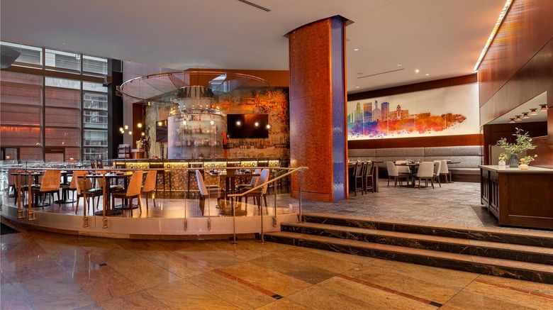 <b>Hilton Baltimore Restaurant</b>. Images powered by <a href="https://iceportal.shijigroup.com/" title="IcePortal" target="_blank">IcePortal</a>.