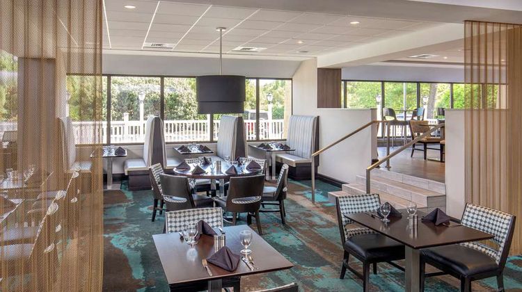 Doubletree by Hilton Hotel Columbia Restaurant