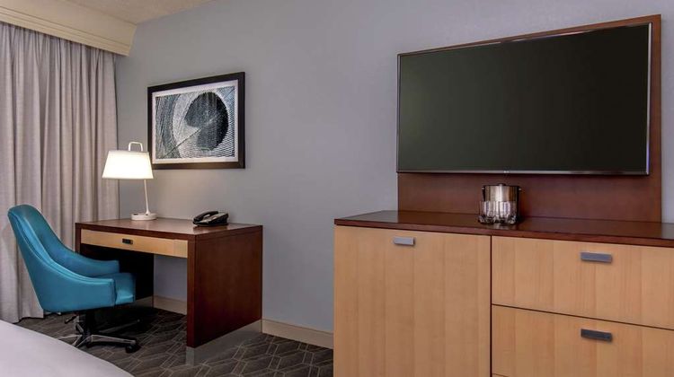 Doubletree by Hilton Hotel Columbia Room