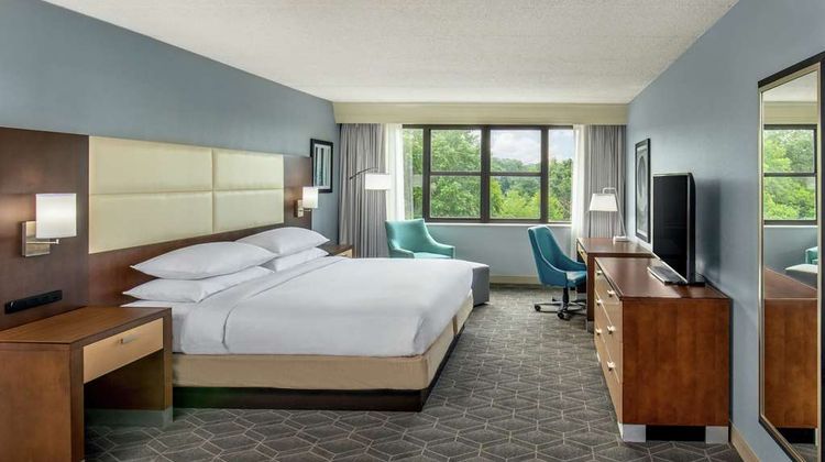 Doubletree by Hilton Hotel Columbia Room
