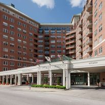 Inn at the Colonnade, a Doubletree Hotel