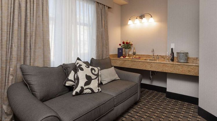 Inn at the Colonnade, a Doubletree Hotel Other