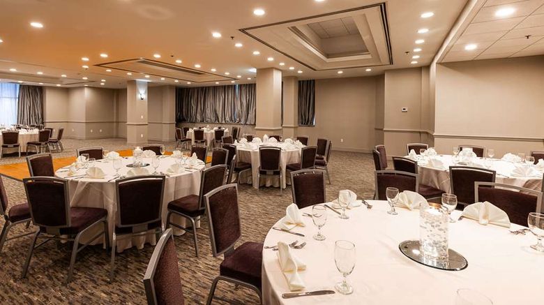 <b>Inn at the Colonnade, a Doubletree Hotel Meeting</b>. Images powered by <a href="https://iceportal.shijigroup.com/" title="IcePortal" target="_blank">IcePortal</a>.