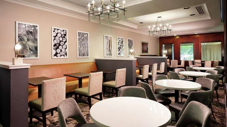 DoubleTree by Hilton Columbia Restaurant