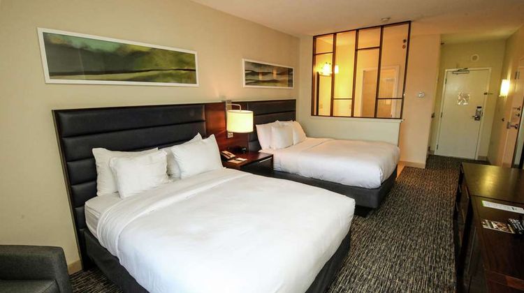 DoubleTree by Hilton Columbia Room
