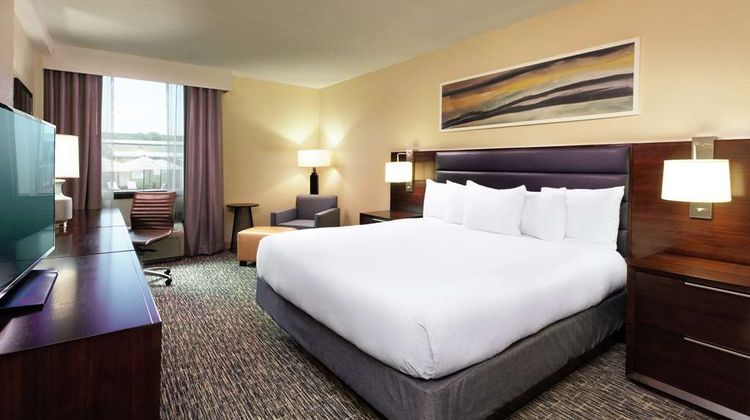 DoubleTree by Hilton Columbia Room