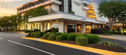 DoubleTree by Hilton Columbia Exterior
