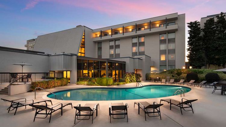 DoubleTree by Hilton Columbia Pool