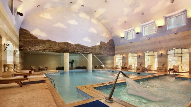 Hilton Pyramids Golf Spa