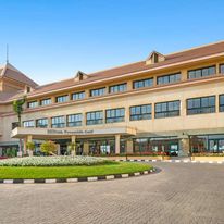 Hilton Pyramids Golf