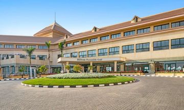 Hilton Pyramids Golf