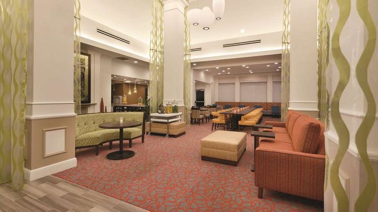 Hilton Garden Inn Akron-Canton Airport Lobby