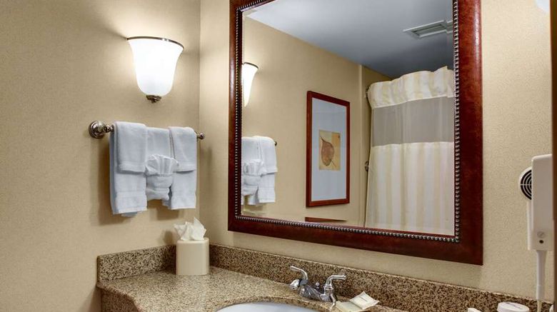 <b>Hilton Garden Inn Akron-Canton Airport Room</b>. Images powered by <a href="https://iceportal.shijigroup.com/" title="IcePortal" target="_blank">IcePortal</a>.