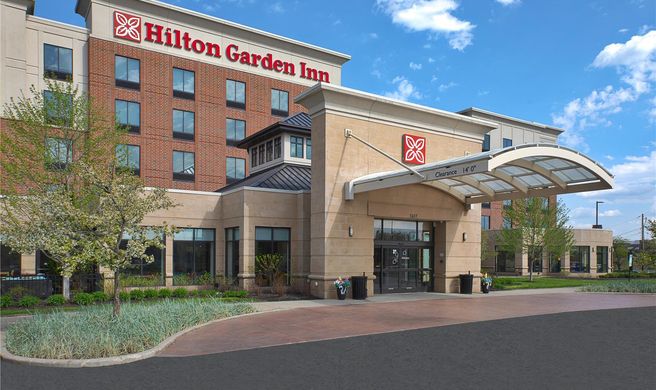 Hilton Garden Inn Akron Exterior