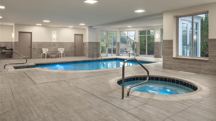 Hilton Garden Inn Wooster Pool