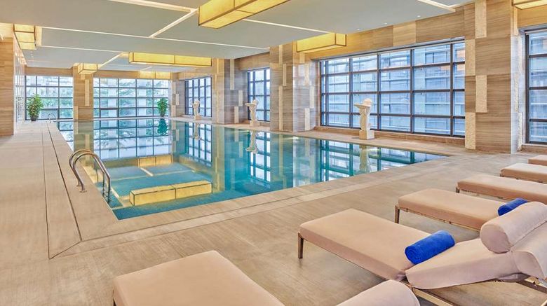 <b>Hilton Guangzhou Baiyun Hotel Pool</b>. Images powered by <a href="https://iceportal.shijigroup.com/" title="IcePortal" target="_blank">IcePortal</a>.