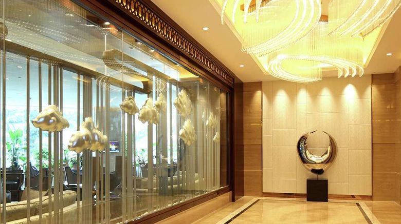<b>Doubletree by Hilton Hotel Guangzhou Lobby</b>. Images powered by <a href="https://iceportal.shijigroup.com/" title="IcePortal" target="_blank">IcePortal</a>.