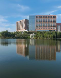 DoubleTree by Hilton Hotel Science City