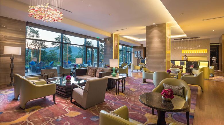 <b>DoubleTree by Hilton Hotel Science City Lobby</b>. Images powered by <a href="https://iceportal.shijigroup.com/" title="IcePortal" target="_blank">IcePortal</a>.