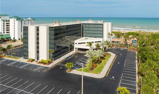 Hilton Cocoa Beach Oceanfront Exterior