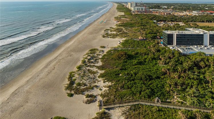 Hilton Cocoa Beach Oceanfront Exterior