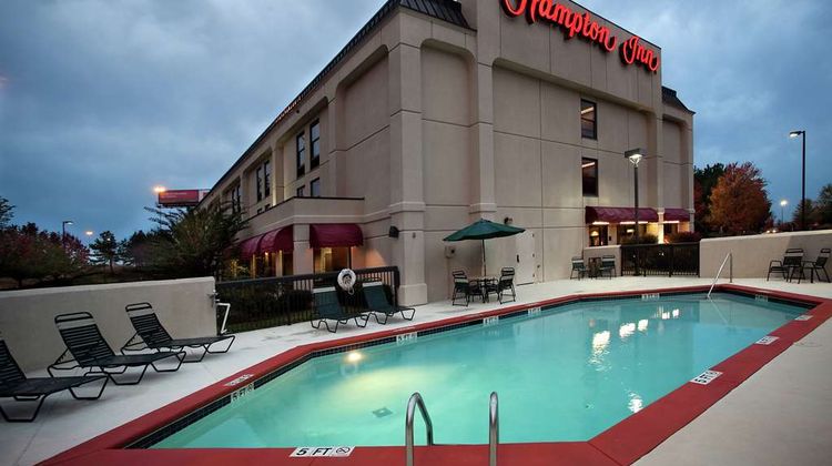 Hampton Inn Newnan Pool