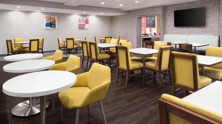 Hampton Inn Chicopee Restaurant