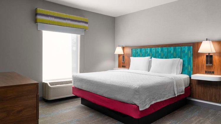 Hampton Inn Chicopee Room