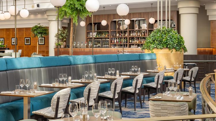 Hilton Paris Charles de Gaulle Airport Restaurant