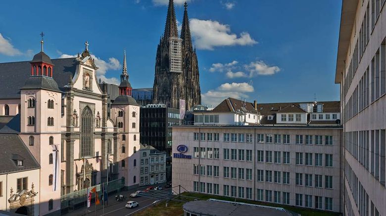 <b>Hilton Cologne Exterior</b>. Images powered by <a href="https://iceportal.shijigroup.com/" title="IcePortal" target="_blank">IcePortal</a>.