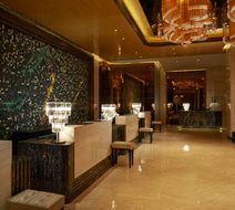Hilton Zhengzhou Lobby