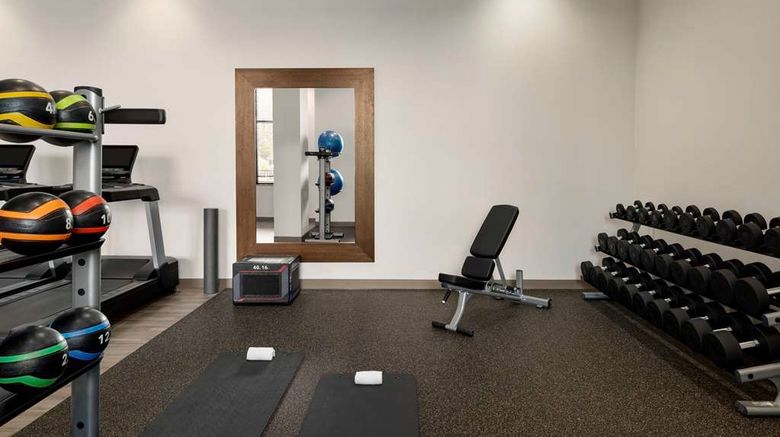 <b>Embassy Suites Chattanooga/Hamilton Pl Health</b>. Images powered by <a href="https://iceportal.shijigroup.com/" title="IcePortal" target="_blank">IcePortal</a>.