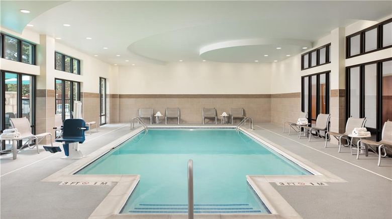 <b>Hampton Inn & Suites Chattanooga Pool</b>. Images powered by <a href="https://iceportal.shijigroup.com/" title="IcePortal" target="_blank">IcePortal</a>.