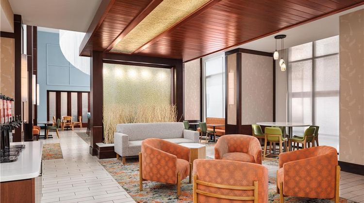 Hampton Inn & Suites Chattanooga Lobby