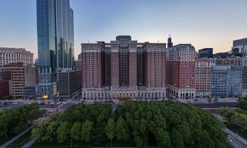 Hilton Chicago