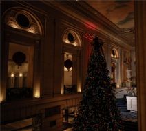 Hilton Chicago Lobby